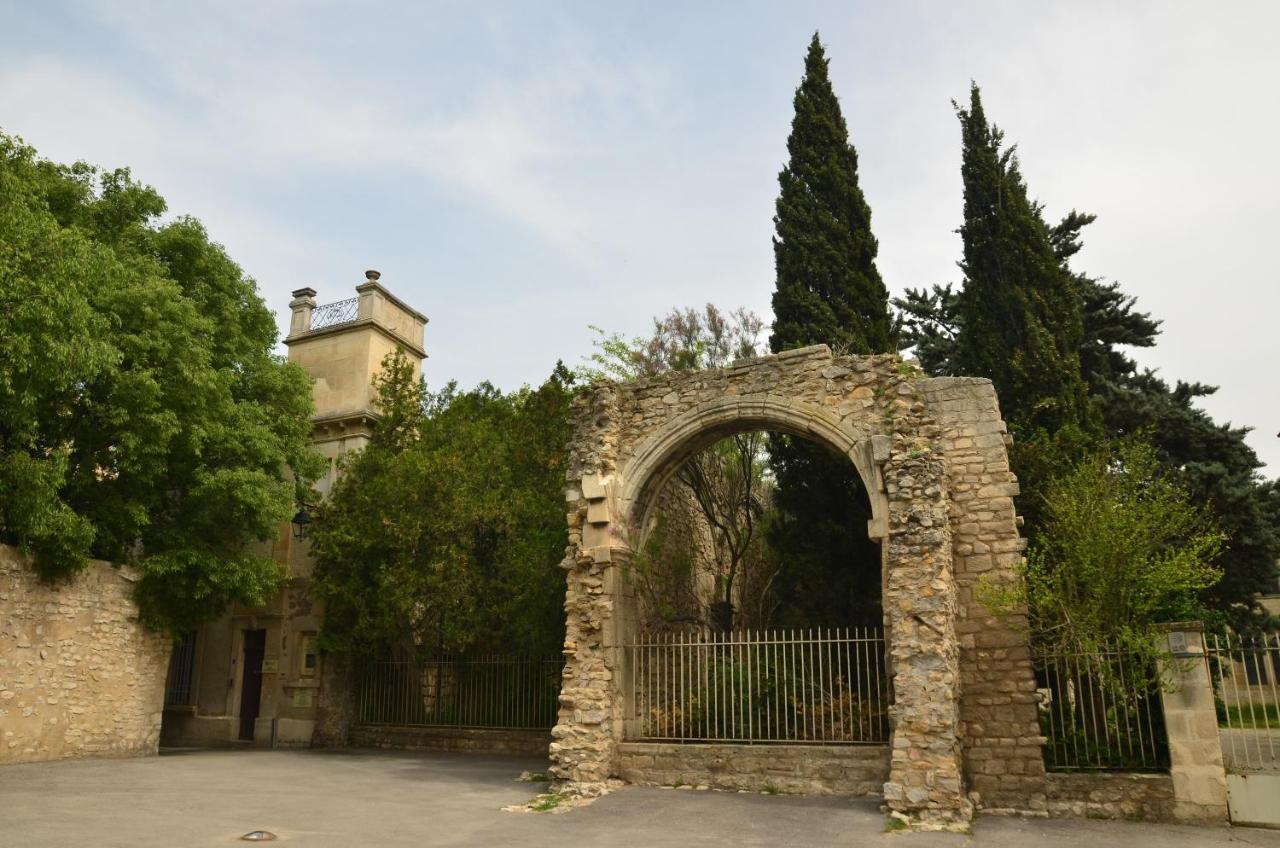 La Pitchoun Des Arenes Villa Arles Bagian luar foto